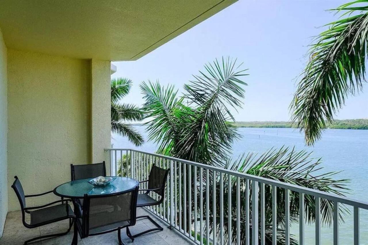 Bright Luxury Oceanfront Condo With Private Balcony And Hotel Pool St. Petersburg Ngoại thất bức ảnh